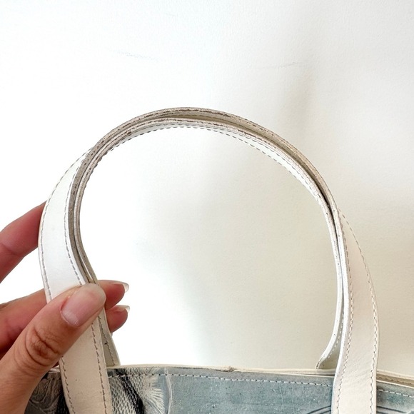 Claudia Firenze Leather Tote Bag Fish Print Turquoise Accent - Picture 9 of 10